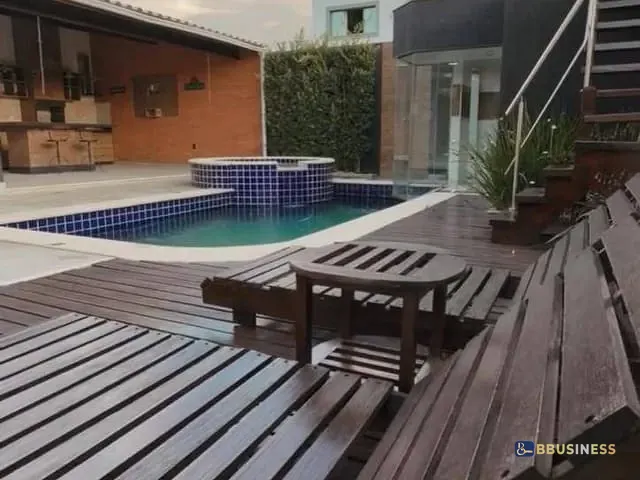 Casa 4 quartos e 4 banheiros, à venda ou para alugar, no bairro Parque Rodoviário em Campos dos Goytacazes