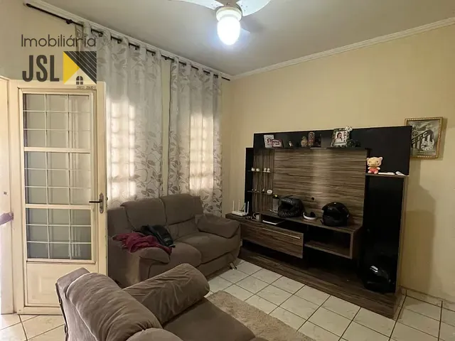 Casa com 163m² 3 quartos e 1 banheiro, à venda, no bairro Parque Residencial Alvorada em Caçapava