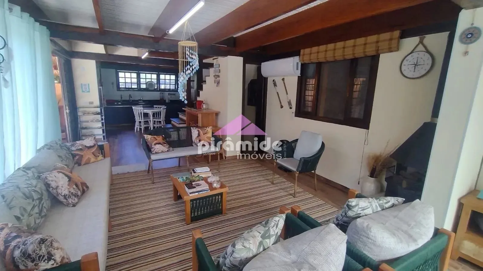 Casa, 4 quartos, 250 m² - Foto 1