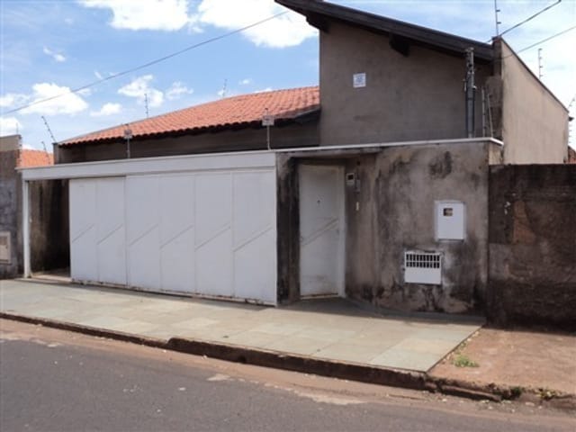 Foto do Casa - Casa à venda 3 Quartos, 1 Suite, 4 Vagas, 300M², Jardim Uberaba, Uberaba - MG | ZUCATO IMOBILIARIA LTDA