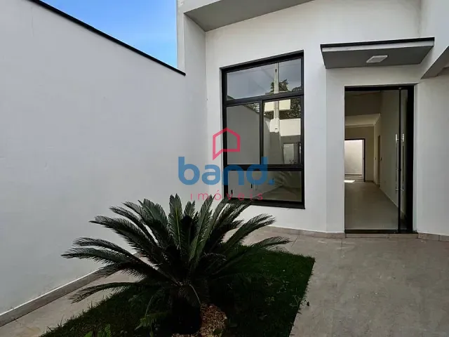 Casa 3 quartos e 2 banheiros, à venda, no bairro Loteamento Portal Ville Cambuí em Porto Feliz