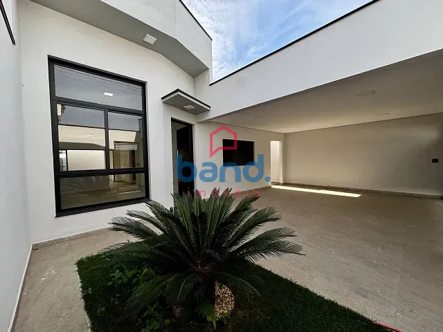 Casa 3 quartos e 2 banheiros, à venda, no bairro Loteamento Portal Ville Cambuí em Porto Feliz