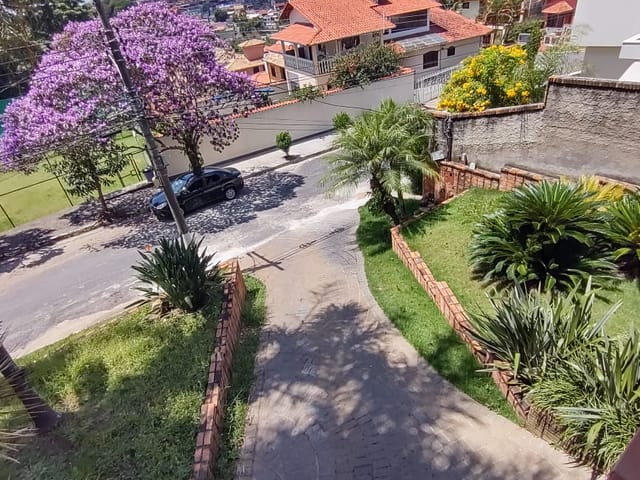 Foto do Casa - Casa no Condomínio Granja Verde, 5 Quartos , 3 Banheiros, 5 Vagas sendo 1 Suíte, com linda vista para a mata .Bairro Planalto Belo Horizonte, | Deltalar Imóveis