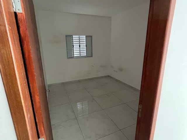 Casa com 175m² 3 quartos e 2 banheiros, à venda ou para alugar, no bairro Loteamento Santa Clara em Pindamonhangaba