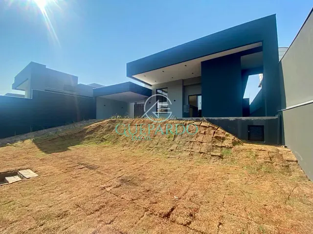 Casa com 500m² 3 quartos e 4 banheiros, à venda, no bairro Granville Parque Residencial em Londrina