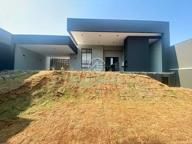 Casa com 500m² 3 quartos e 4 banheiros, à venda, no bairro Granville Parque Residencial em Londrina