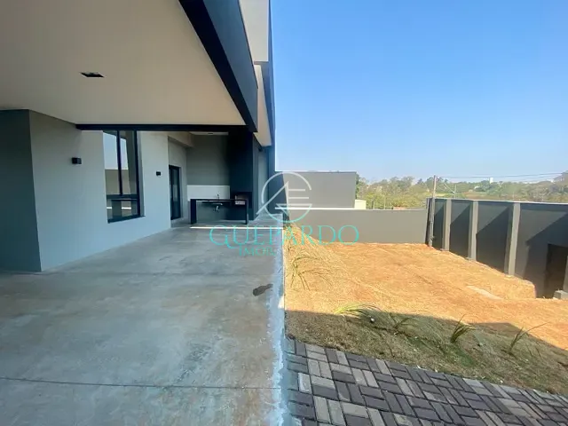 Casa com 500m² 3 quartos e 4 banheiros, à venda, no bairro Granville Parque Residencial em Londrina