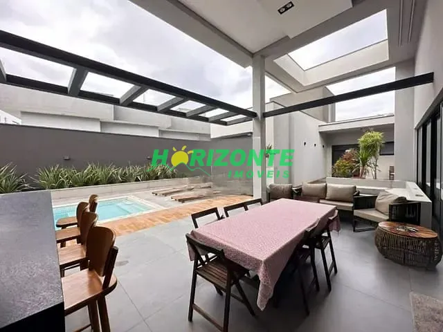 Casa 4 quartos e 5 banheiros, à venda, no bairro Urbanova em São José dos Campos