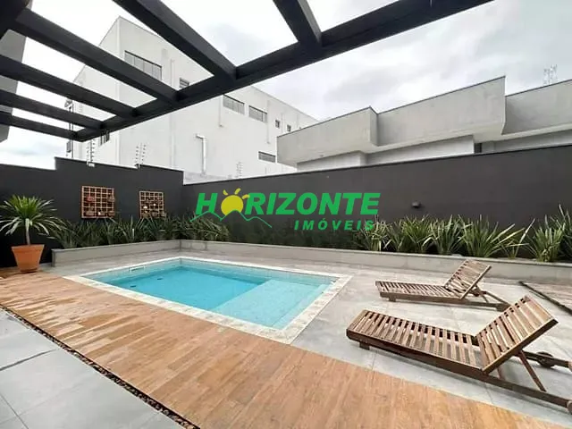 Casa 4 quartos e 5 banheiros, à venda, no bairro Urbanova em São José dos Campos