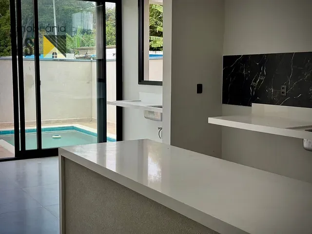 Casa com 300m² 3 quartos e 3 banheiros, à venda, no bairro Bairro do Grama em Caçapava