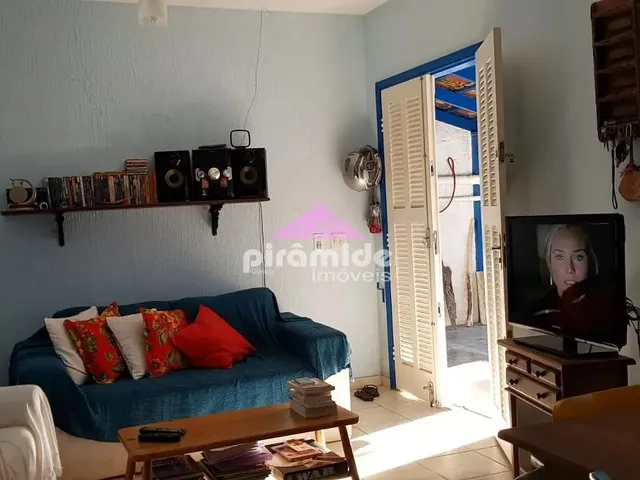Casa com 301m² 2 quartos e 1 banheiro, à venda, no bairro Boiçucanga em São Sebastião