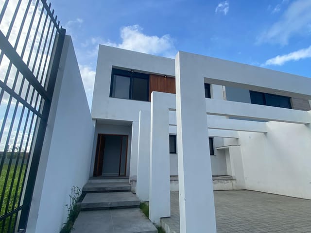 Foto do Casa - Casa de alto padrão à venda no Imigrantes, 3 dormitórios, Churrasqueira, Lareira, Zona Norte, Pelotas, RS | UP Imóveis