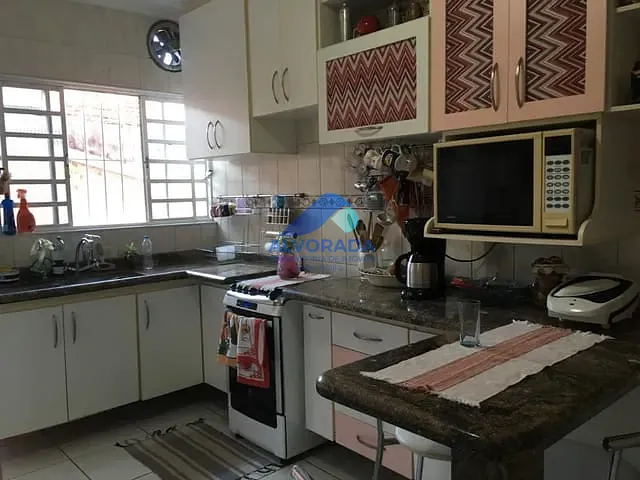 Casa com 162m² 3 quartos e 3 banheiros, à venda, no bairro Jardim Oriente em São José dos Campos
