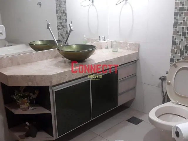Casa com 200m² 3 quartos e 2 banheiros, à venda, no bairro Ipiranga em Ribeirão Preto