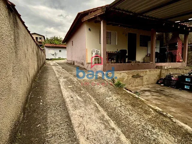 Casa 4 quartos e 2 banheiros, à venda, no bairro Jardim Bela Vista em Porto Feliz