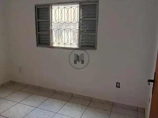 Casa 2 quartos e 1 banheiro, à venda, no bairro Chacaras Agricolas em Guaratinguetá