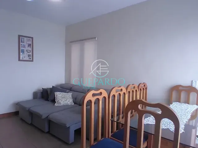 Casa com 200m² 3 quartos e 2 banheiros, à venda, no bairro Jardim Alto do Cafezal em Londrina