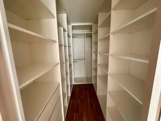 Casa com 220m² 3 quartos e 3 banheiros, à venda, no bairro Santa Felicidade em Curitiba