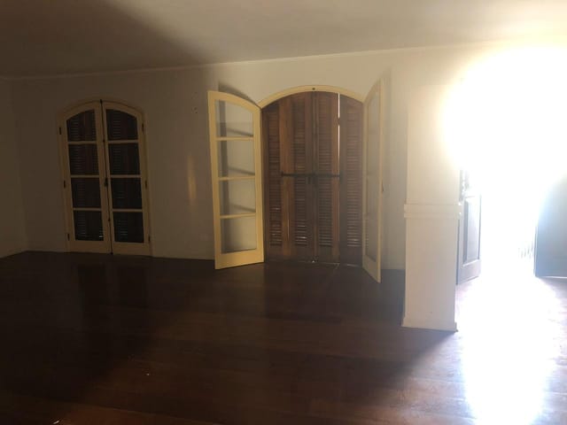 Casa com 600m² 3 quartos e 3 banheiros, à venda, no bairro Vila Inah em São Paulo