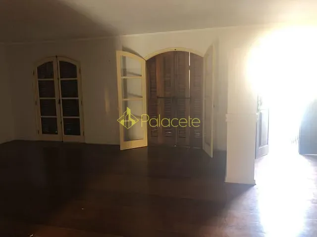 Casa com 600m² 3 quartos e 3 banheiros, à venda, no bairro Vila Inah em São Paulo