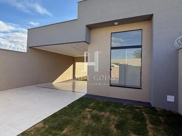 Casa com 273m² 3 quartos e 2 banheiros, à venda, no bairro Vila Oliveira em Aparecida de Goiânia
