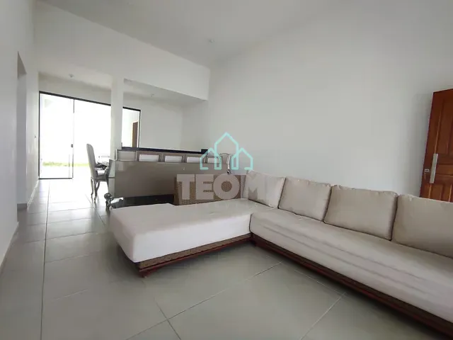 Casa 3 quartos e 3 banheiros, à venda, no bairro Vale dos Cristais em Taubaté