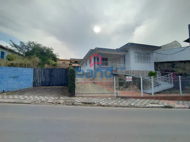 Casa para alugar, no bairro Centro em Porto Feliz