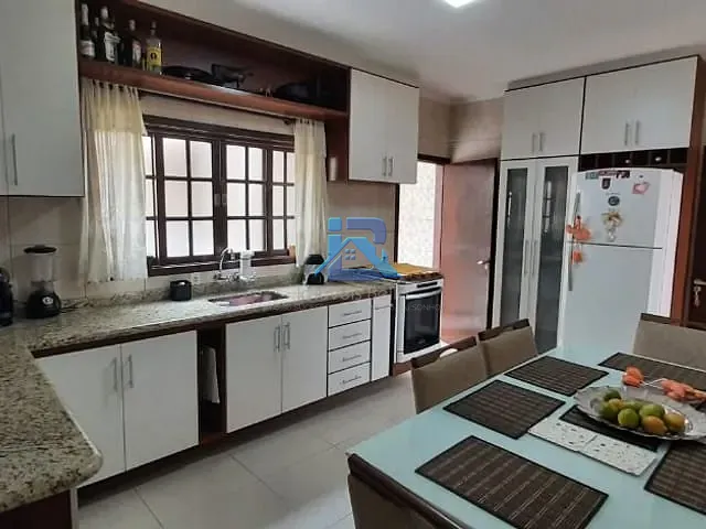 Casa com 125m² 3 quartos e 1 banheiro, à venda, no bairro Novo Cruzeiro em Itatiba