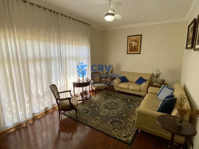 Casa com 400m² 3 quartos e 3 banheiros, à venda, no bairro Jardim Agari em Londrina