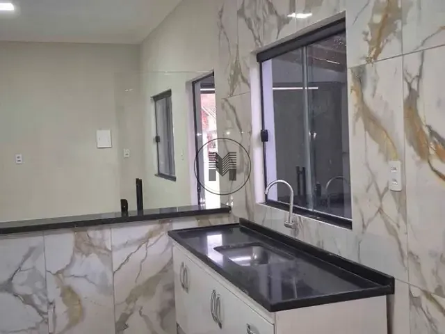Casa 1 quarto e 1 banheiro, à venda, no bairro Parque das Rodovias em Lorena