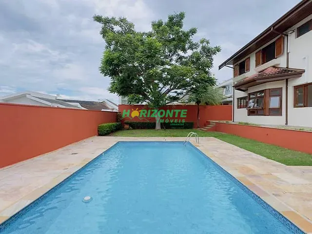 Casa 4 quartos e 5 banheiros, à venda ou para alugar, no bairro Parque Residencial Aquarius em São José dos Campos