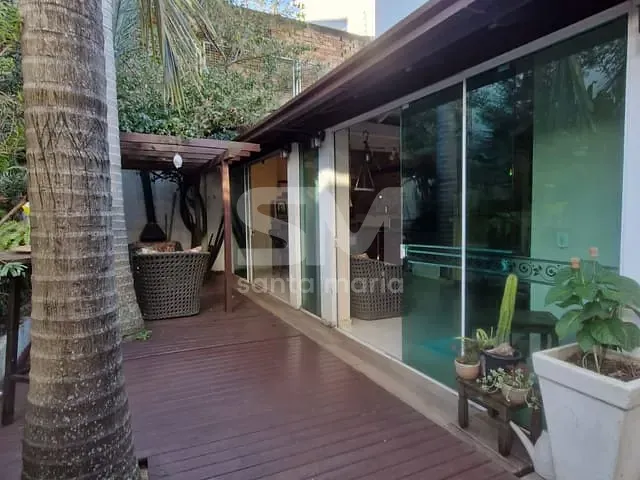 Casa com 400m² 4 quartos e 6 banheiros, à venda, no bairro Passo dos Fortes em Chapecó