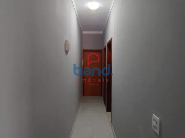 Casa 2 quartos e 2 banheiros, para alugar, no bairro Parque Residencial Rafael Alcalá em Porto Feliz