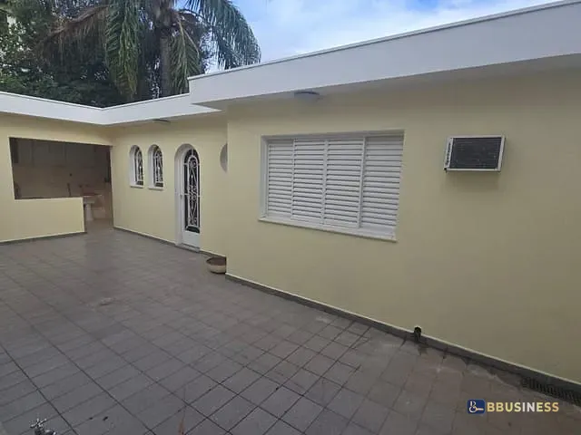 Casa com 285m² 3 quartos e 5 banheiros, à venda, no bairro Jardim Londrina em São Paulo