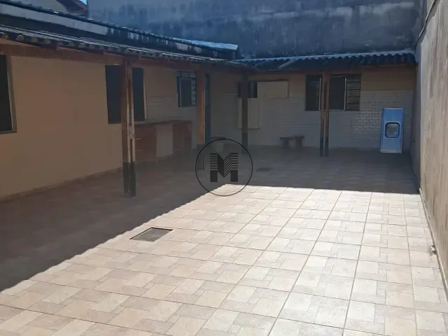Casa 3 quartos e 2 banheiros, para alugar, no bairro Parque das Árvores em Guaratinguetá