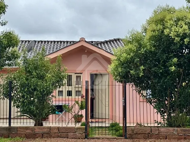 Casa 2 quartos e 1 banheiro, à venda, no bairro Centro em Fazenda Vilanova