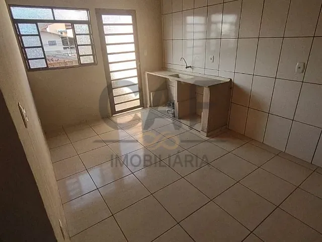 Casa com 312m² 2 quartos e 1 banheiro, à venda, no bairro Nova Jaguariúna em Jaguariúna