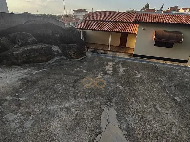 Casa com 312m² 2 quartos e 1 banheiro, à venda, no bairro Nova Jaguariúna em Jaguariúna