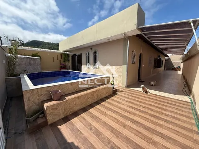 Casa com 286m² 3 quartos e 4 banheiros, à venda, no bairro Jardim Mariella em Caraguatatuba