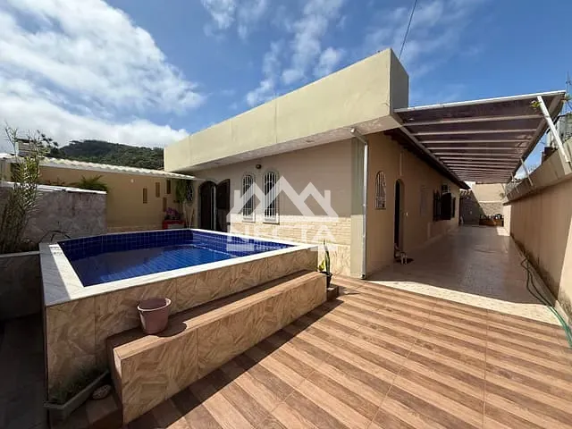 Casa com 286m² 3 quartos e 4 banheiros, à venda, no bairro Jardim Mariella em Caraguatatuba
