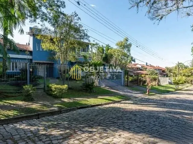 Casa 4 quartos e 5 banheiros, à venda, no bairro Ipanema em Porto Alegre