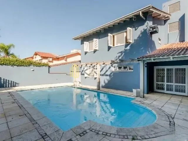 Casa 4 quartos e 5 banheiros, à venda, no bairro Ipanema em Porto Alegre