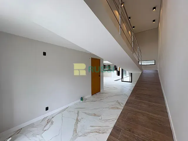 Casa com 310m² 4 quartos e 6 banheiros, à venda, no bairro Urbanova em São José dos Campos