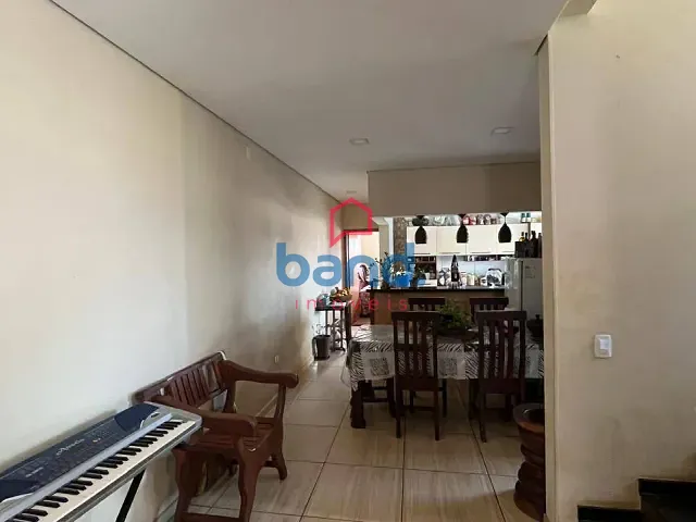 Casa 3 quartos e 1 banheiro, à venda, no bairro Vila Manduqinha em Porto Feliz