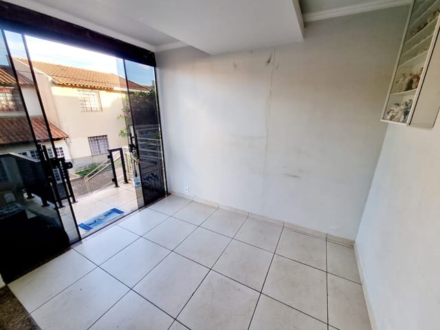 Foto do Casa - Sobrado para locação, 2 quartos, 2 banheiros, armarios planejados. Condominio Aurora Tropical Jardim Tókio, Londrina | Guepardo Imob