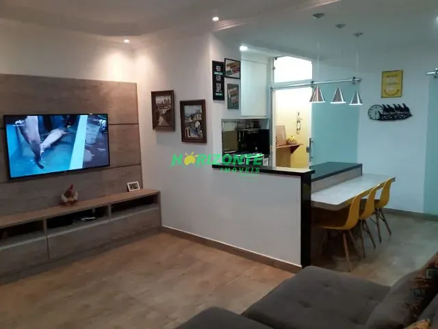 Casa com 125m² 3 quartos e 2 banheiros, à venda, no bairro Jardim Satélite em São José dos Campos