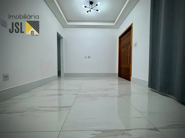 Casa com 204m² 3 quartos e 2 banheiros, à venda ou para alugar, no bairro Jardim Julieta em Caçapava