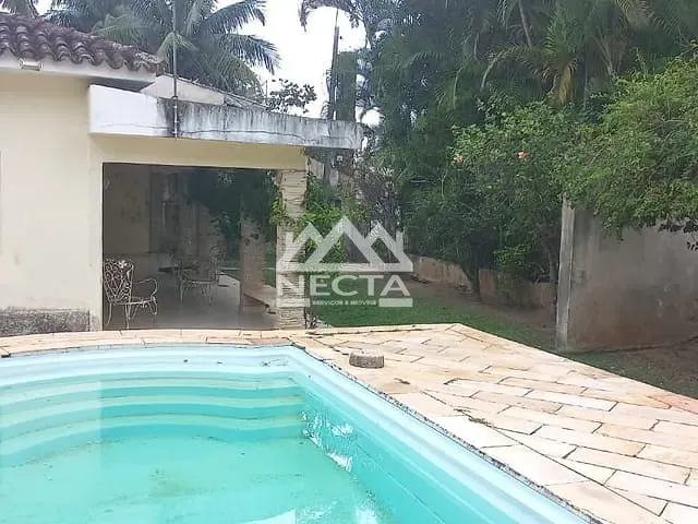 Casa com 938m² 4 quartos e 3 banheiros, à venda, no bairro Sumaré em Caraguatatuba