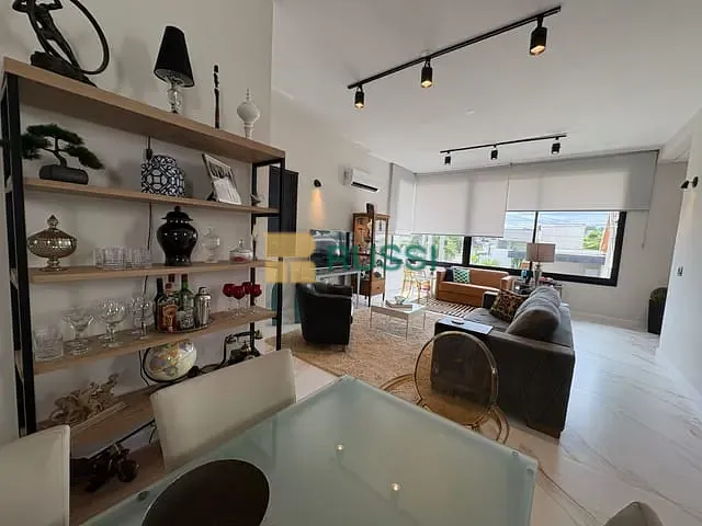 Casa com 269m² 3 quartos e 4 banheiros, à venda, no bairro Urbanova VII em São José dos Campos