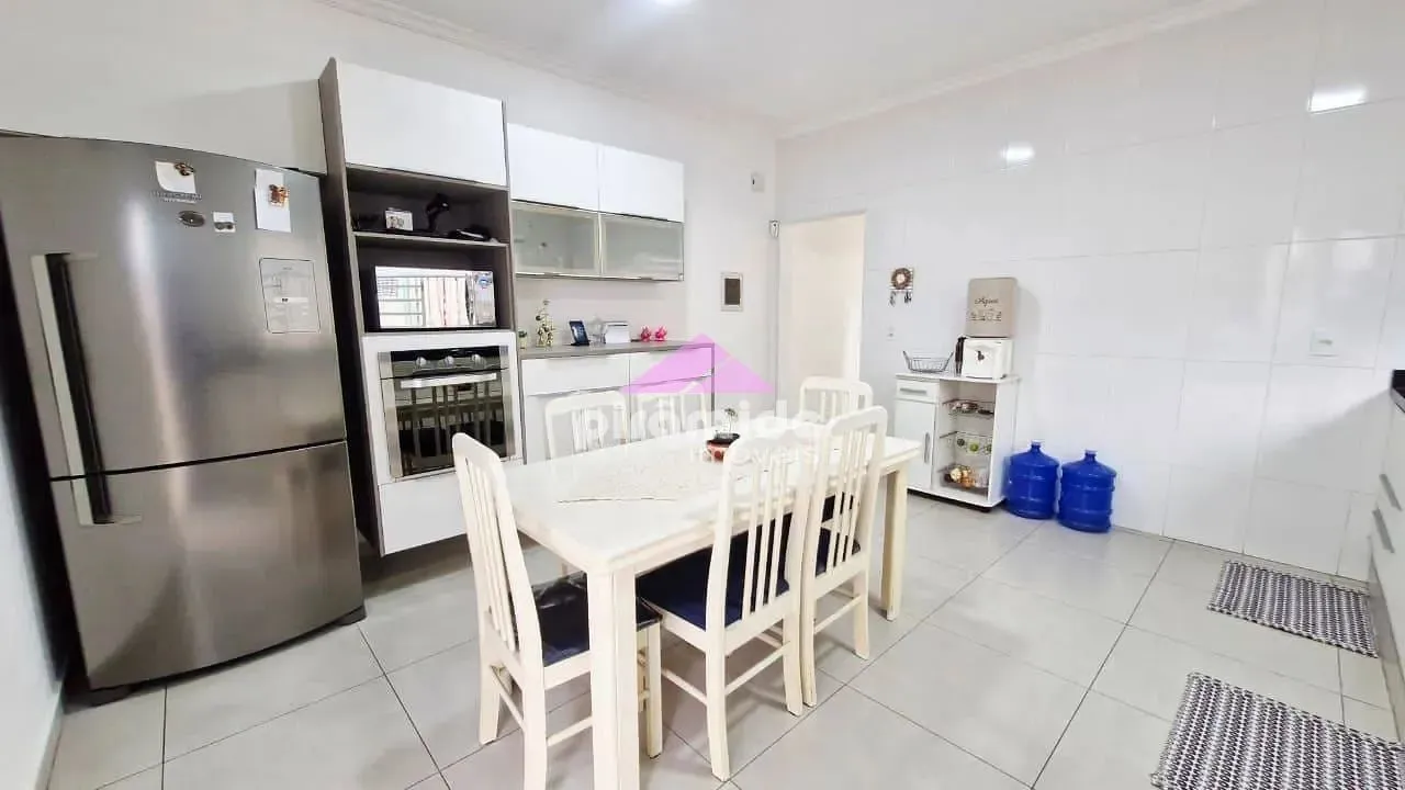Casa, 3 quartos, 190 m² - Foto 15